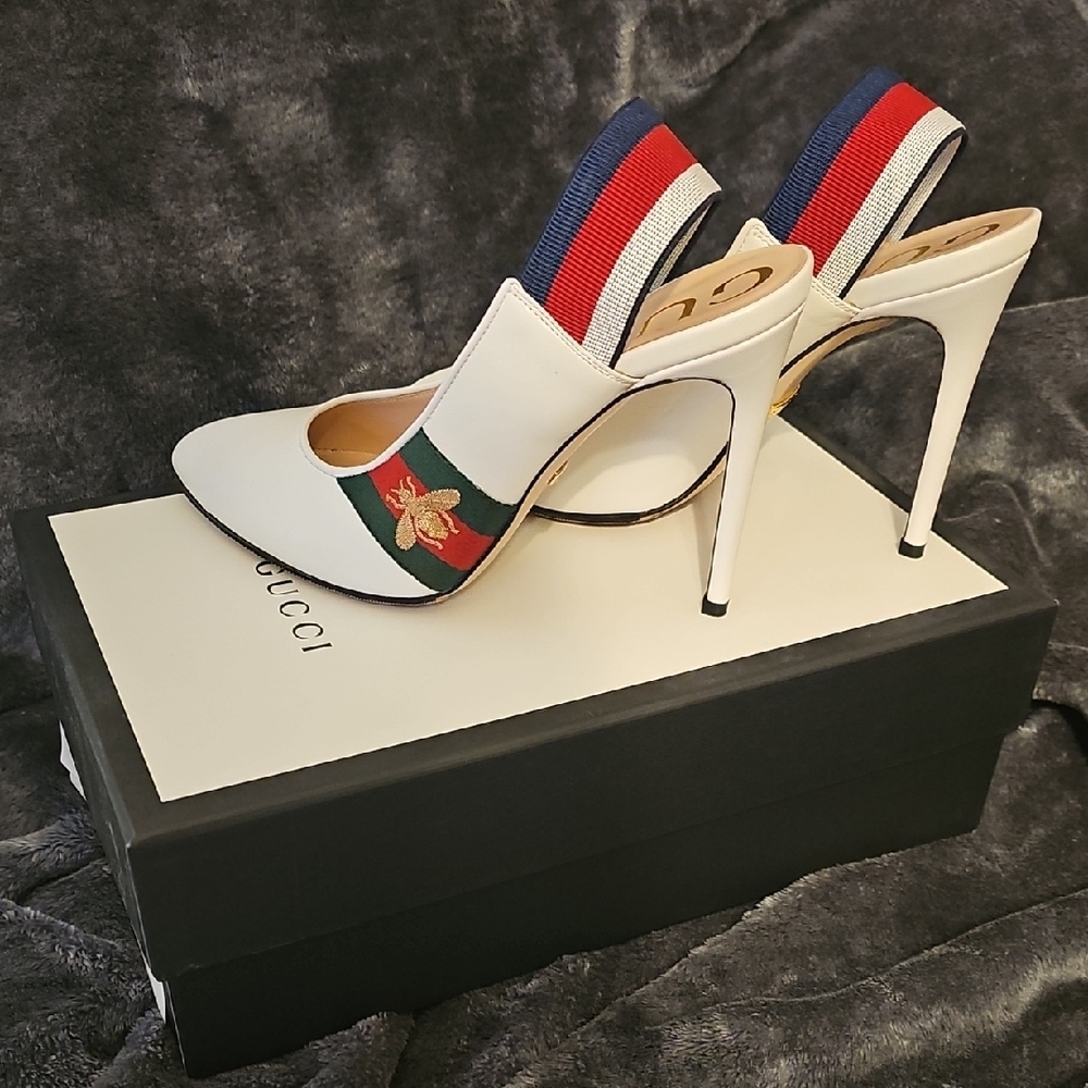 Gucci White and Red Heels with Elegant Design